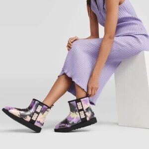 UGG Classic Clear Mini Boots in Tie Dye "Violet Night” - Size 10 New In Box